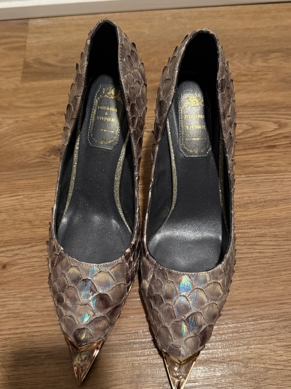 Brown Textured Pointed Toe Pumps